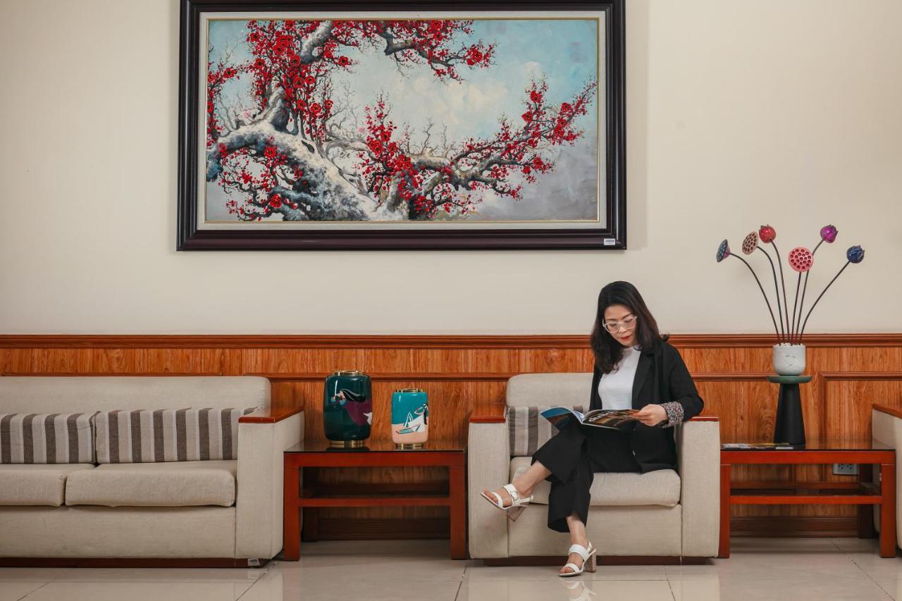 A25 Hotel - 705 Lac Long Quan هانوي المظهر الخارجي الصورة